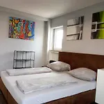 - Geraeumige 95 Qm Mit Balkon アウグスブルク