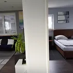 アパート - Geraeumige 95 Qm Mit Balkon *