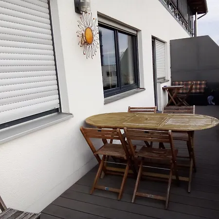 Apartment Virginie Nr 2 90qm Inclusive Balkon Und Privatem Parkplatz *