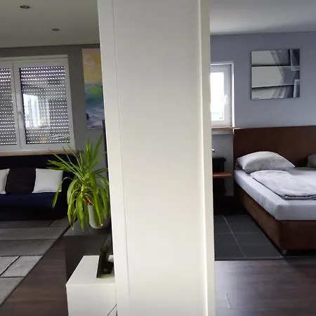 Apartment Virginie Nr 2 90qm Inclusive Balkon Und Privatem Parkplatz *