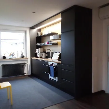 Apartamento - Geraeumige 95 Qm Mit Balkon Augsburg