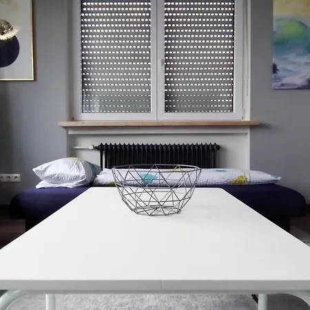 - Geraeumige 95 Qm Mit Balkon