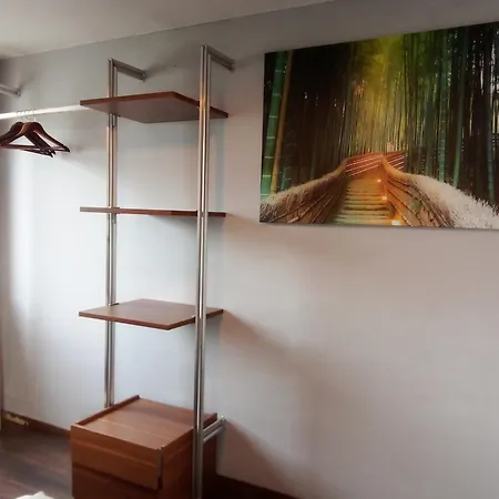 - Geraeumige 95 Qm Mit Balkon Apartamento