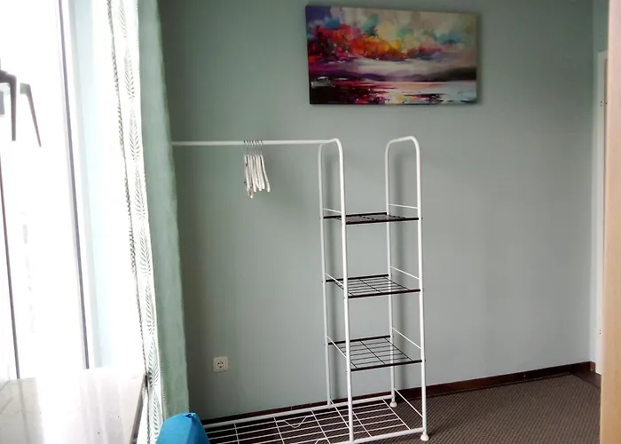 Apartman - Geraeumige 95 Qm Mit Balkon *