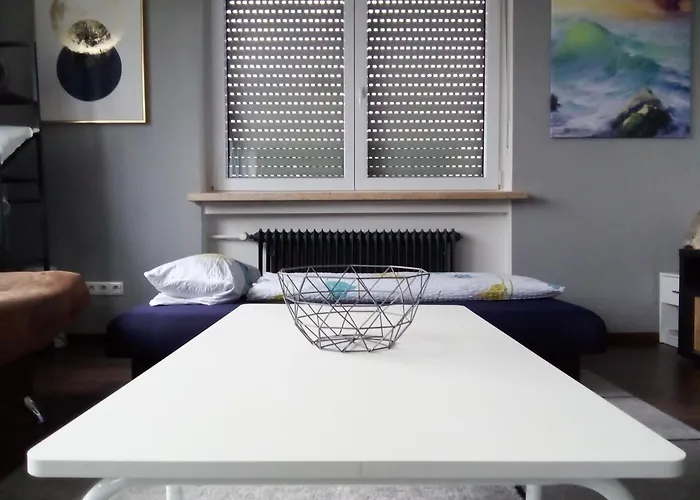 - Geraeumige 95 Qm Mit Balkon