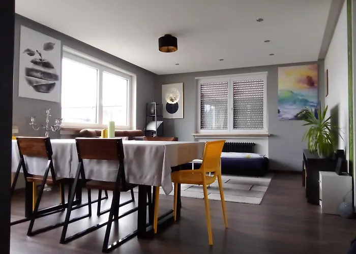 - Geraeumige 95 Qm Mit Balkon Apartman Augsburg